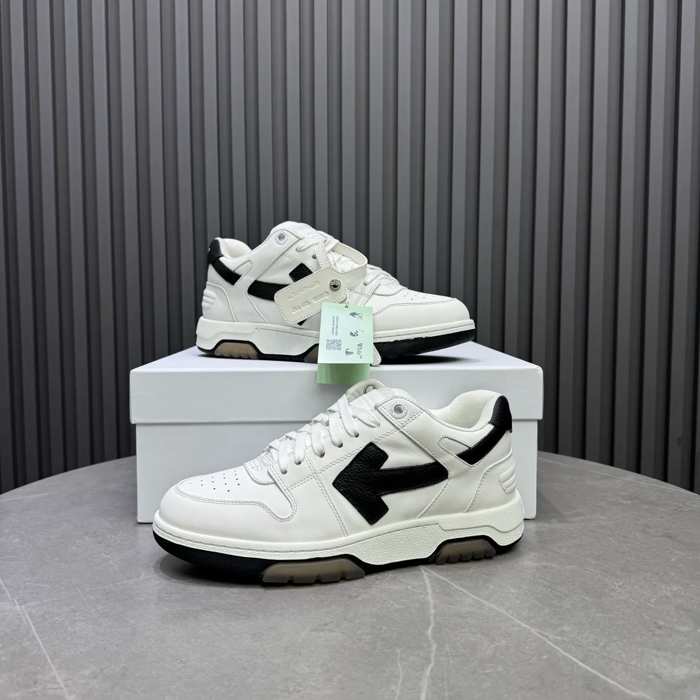 P620 OFF WHITE⚡️Couple model⚡️35-40 women’s model 39-46 men’s model